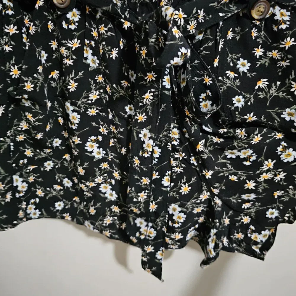 EUC WORN ONCE AMERICAN EAGLE OUTFITTERS FLORAL CULOTTE SHORTS BELTED SIZE M